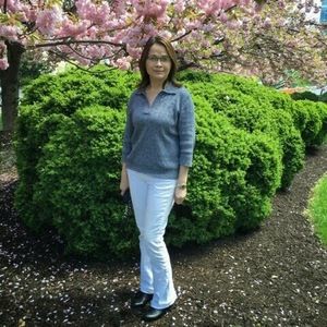 Meet your Posher, Julia